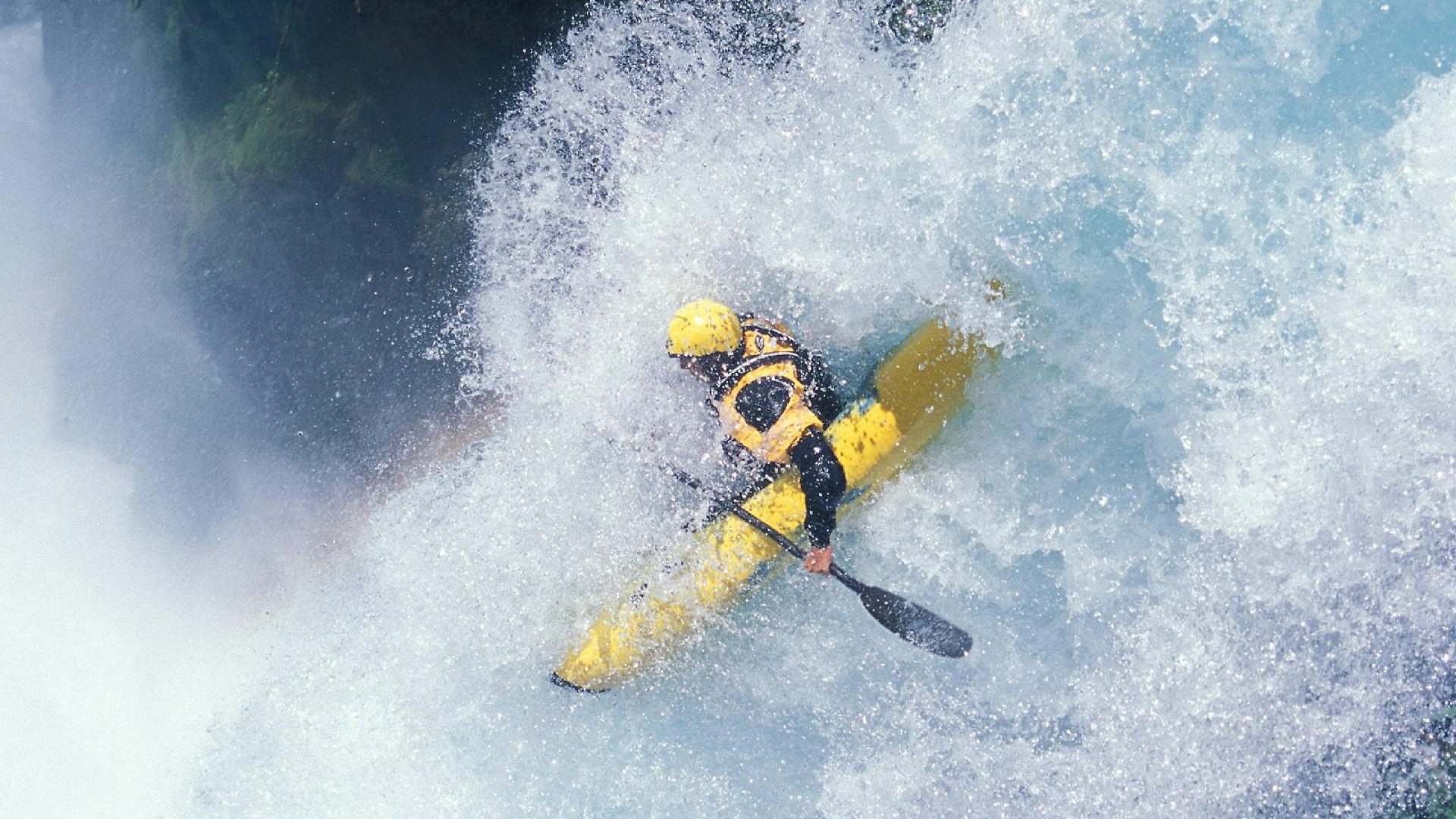 欧冠八强抽签:皇马大战曼城 拜仁对决巴黎 四强悬念拉满